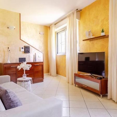 Ferienwohnung A Casa Minerva Rimini Exterior foto