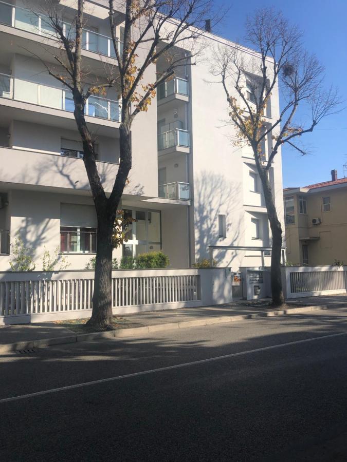 Ferienwohnung A Casa Minerva Rimini Exterior foto