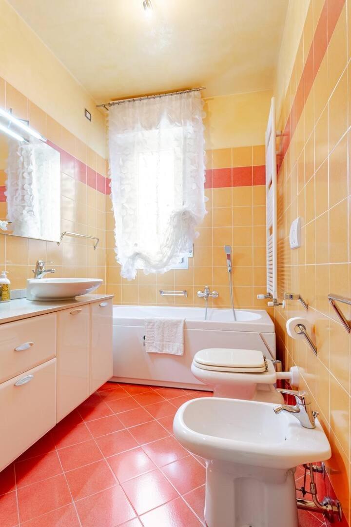 Ferienwohnung A Casa Minerva Rimini Exterior foto