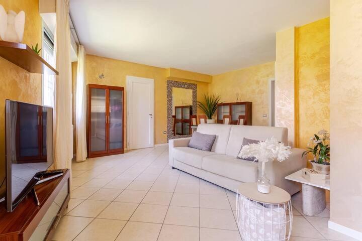 Ferienwohnung A Casa Minerva Rimini Exterior foto