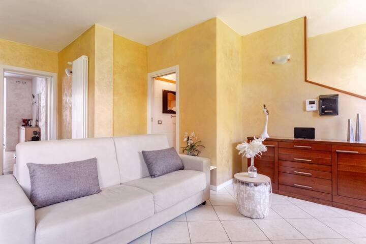 Ferienwohnung A Casa Minerva Rimini Exterior foto