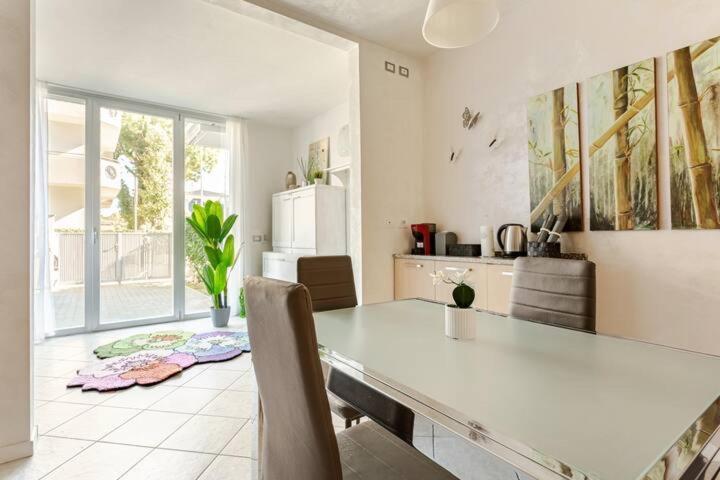 Ferienwohnung A Casa Minerva Rimini Exterior foto